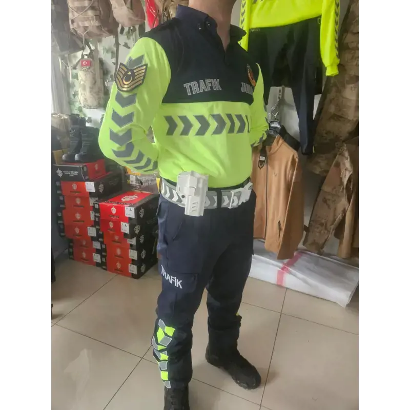 Trafik Jandarması Pantolonu Ve Trafik Uzun Kollu Tişört Takım, Jandarma Trafik Pantolon ve Uzun Kollu Üniforma Sweatshirt